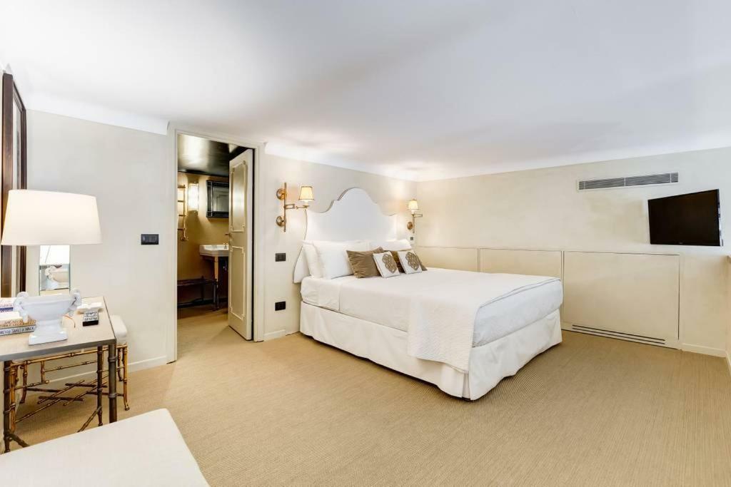 Willa Luxurious Loft Facing The Pantheon Rzym Zewnętrze zdjęcie