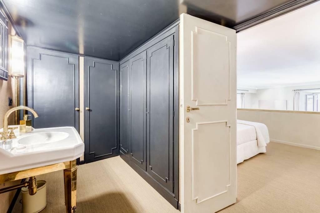 Willa Luxurious Loft Facing The Pantheon Rzym Zewnętrze zdjęcie